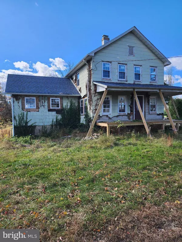 899 ADELPHIA-FARMINGDALE, Freehold, NJ 07728