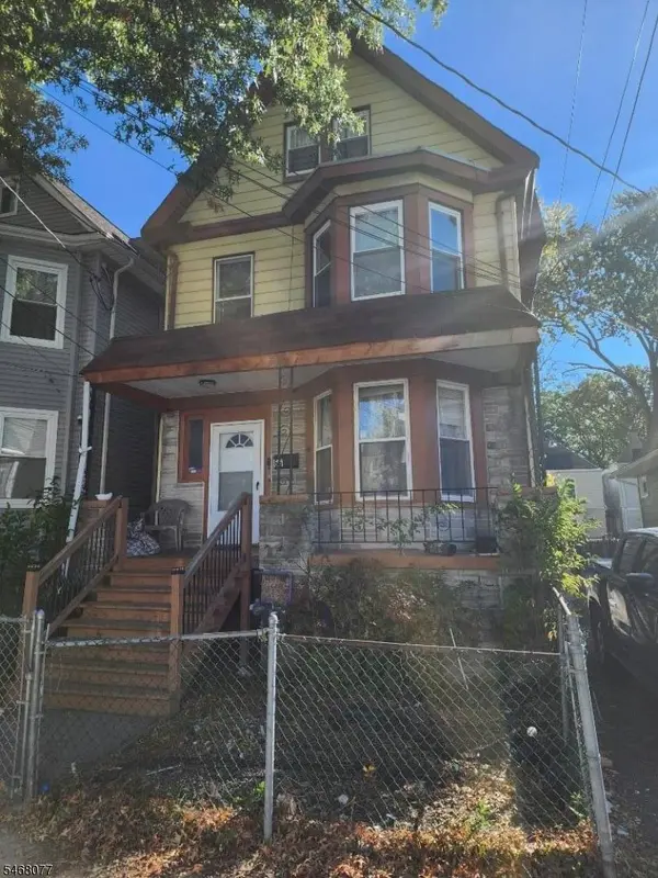 66 Columbia Ave