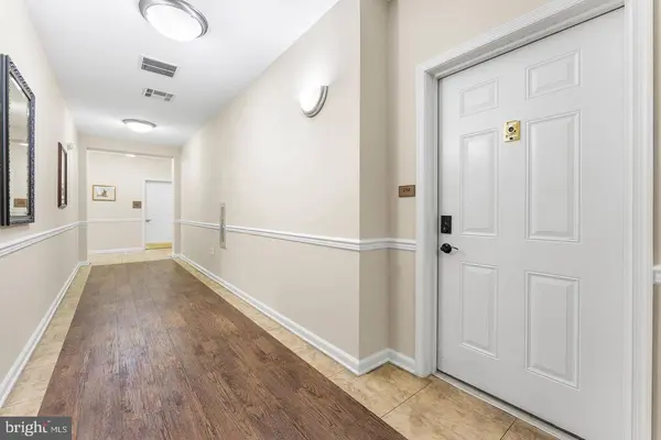 234 BREEDERS CUP DR, Cherry Hill, NJ 08002