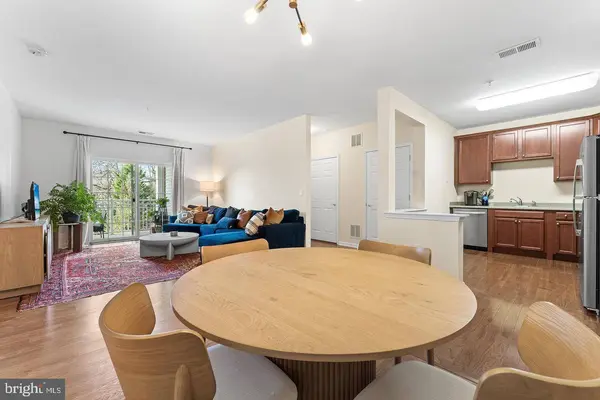 234 BREEDERS CUP DR, Cherry Hill, NJ 08002