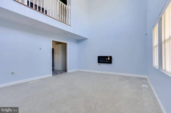 32 MAYFAIR CIR, Willingborough, NJ 08046