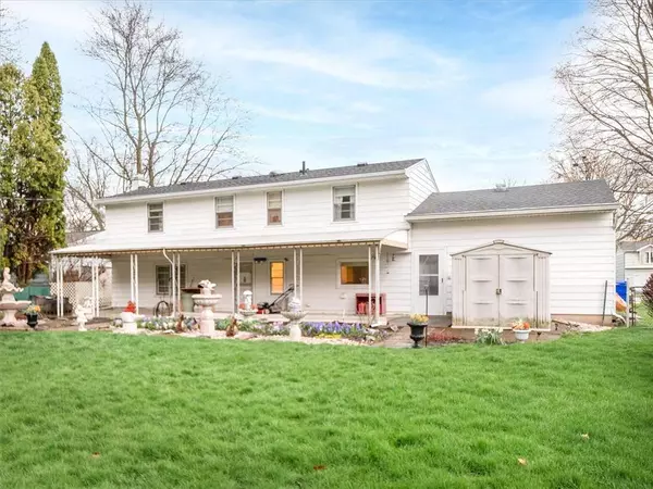 5 Karen DR, Rochester, NY 14606