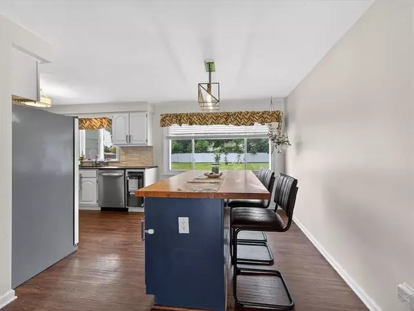 195 Somerworth DR, Rochester, NY 14626