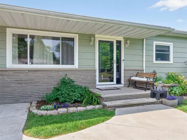 195 Somerworth DR, Rochester, NY 14626