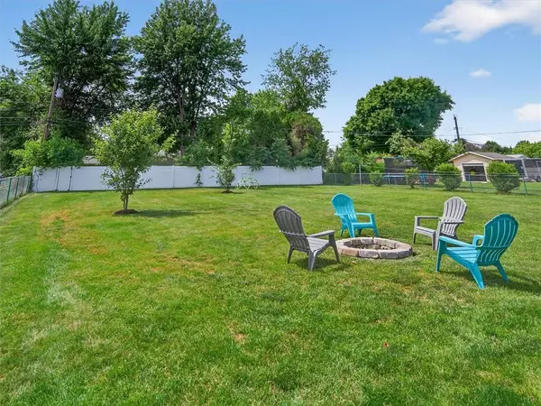 195 Somerworth DR, Rochester, NY 14626