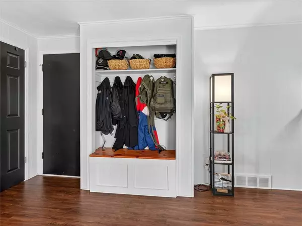 195 Somerworth DR, Rochester, NY 14626