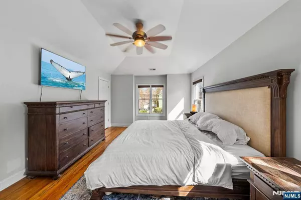 434 4th AVE, Westwood, NJ 07675