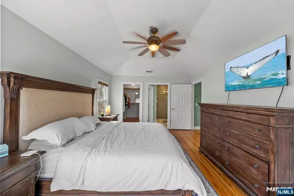 434 4th AVE, Westwood, NJ 07675