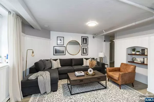 1283 Valley RD #7, Montclair, NJ 07043