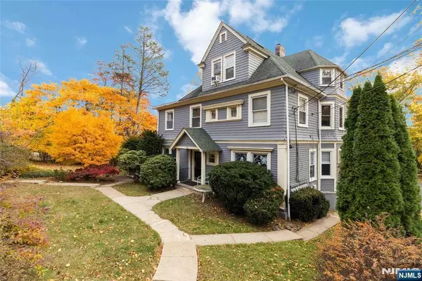 1283 Valley RD #7, Montclair, NJ 07043