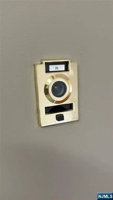 39 39th ST #2L, Paterson, NJ 07514