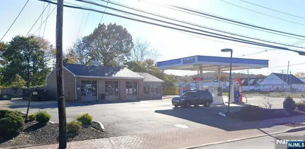 1040 Ringwood AVE, Wanaque, NJ 07420