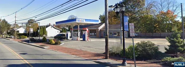 1040 Ringwood AVE, Wanaque, NJ 07420