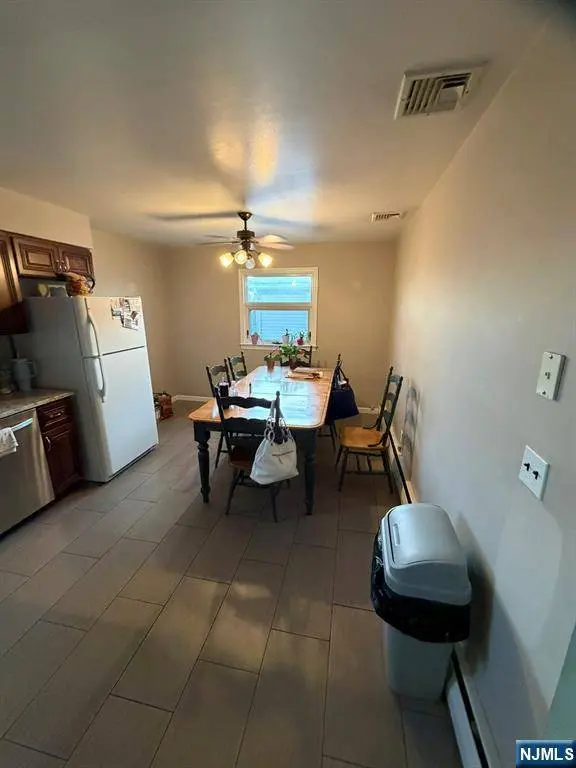 106 Rochelle Pkwy #2, Saddle Brook, NJ 07663