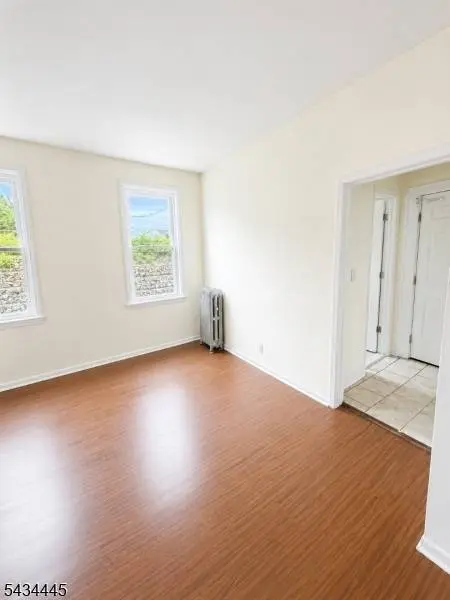 137 Hammond Ave #4, Passaic City, NJ 07055