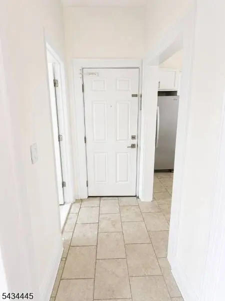 137 Hammond Ave #4, Passaic City, NJ 07055