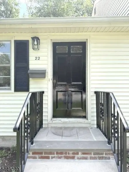 22 Springbrook Rd, Livingston Twp., NJ 07039
