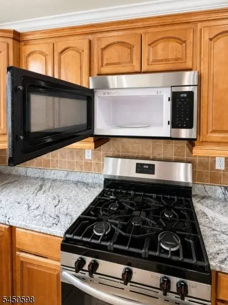 77 Cedar St #3, Passaic City, NJ 07055