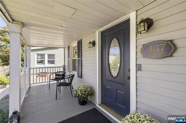 437 4th AVE, Westwood, NJ 07675