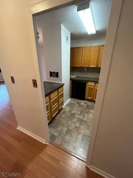 285 Aycrigg Ave #3D, Passaic City, NJ 07055