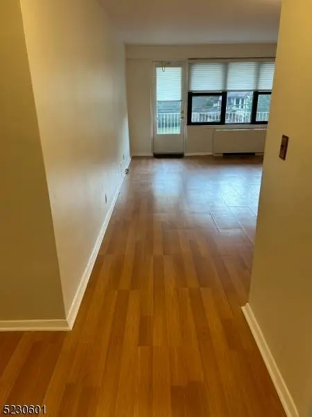 285 Aycrigg Ave #3D, Passaic City, NJ 07055