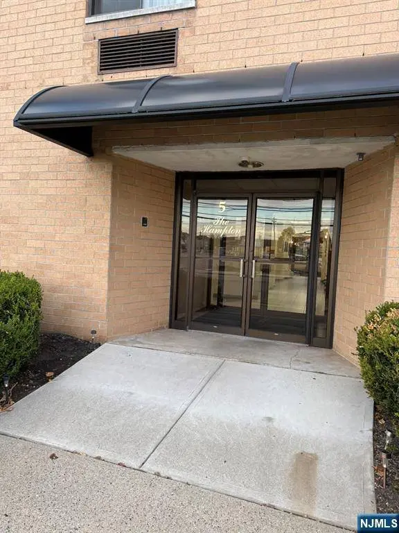 5 Linden ST #3D, Hackensack, NJ 07601