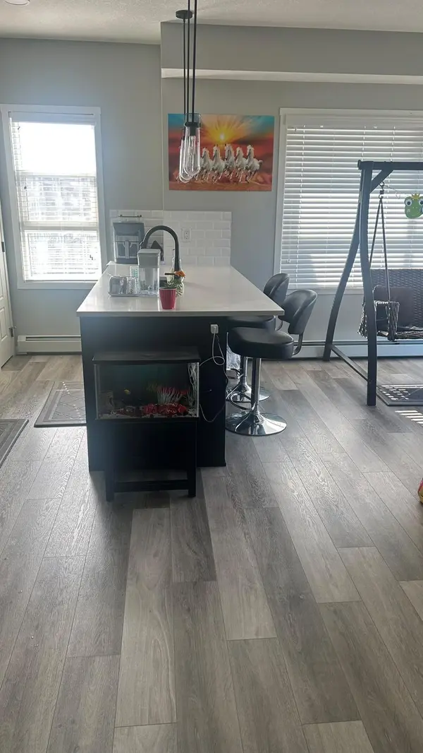 200 Harvest Hills Pl NE #402, Calgary, AB T3K