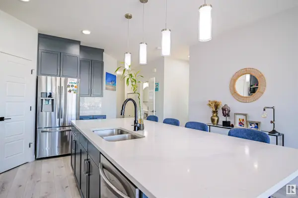 2759 CHOKECHERRY PL SW SW, Edmonton, AB T2X 2J9
