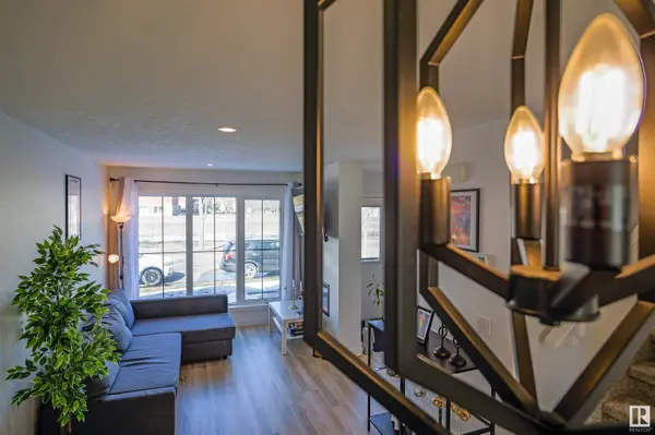 10305 121 AV NW, Edmonton, AB T5G 3K3