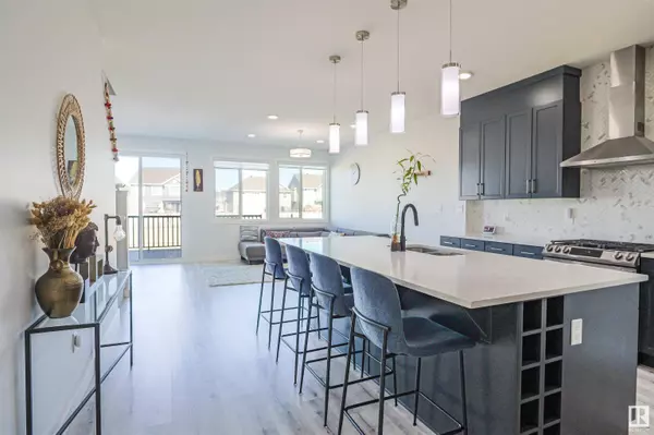 2759 CHOKECHERRY PL SW SW, Edmonton, AB T2X 2J9