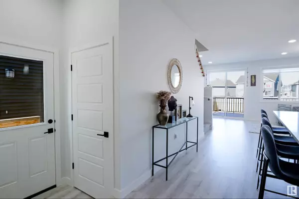 2759 CHOKECHERRY PL SW SW, Edmonton, AB T2X 2J9