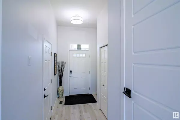 2759 CHOKECHERRY PL SW SW, Edmonton, AB T2X 2J9