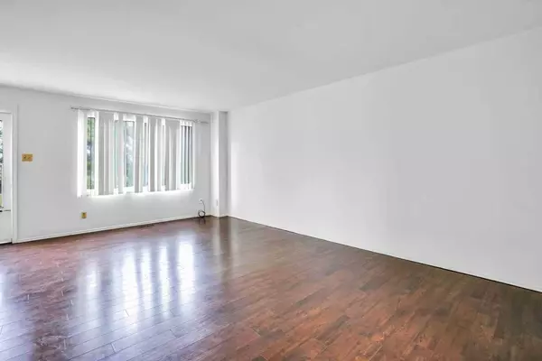 2211 19 ST Northeast #139, Calgary, AB T2E 4Y5