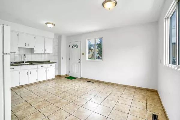 2211 19 ST Northeast #139, Calgary, AB T2E 4Y5