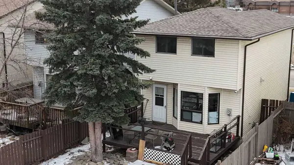 52 Templeby WAY NE, Calgary, AB T1Y 5N8