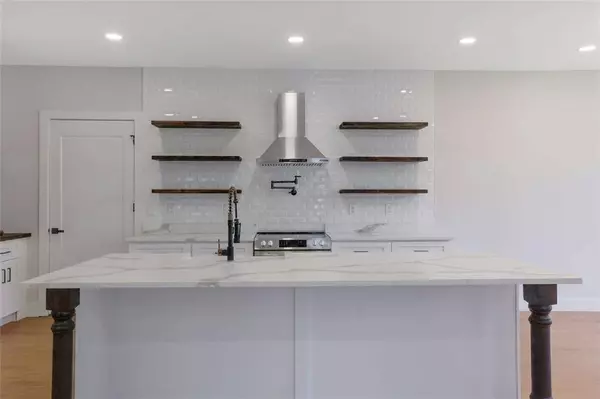 553 Somersby DR, Dallas, GA 30157