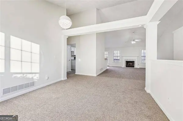 245 LONDON LN, Hiram, GA 30141