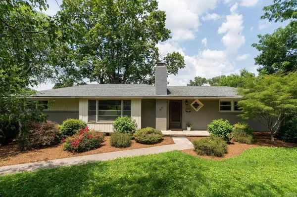 916 SELMA BLVD, Staunton, VA 24401