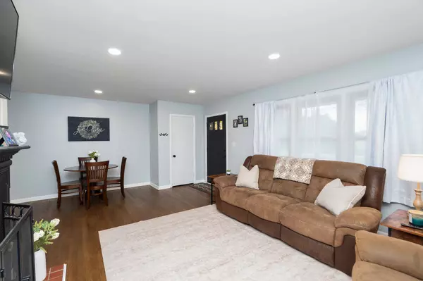 1064 LADD RD, Waynesboro, VA 22980