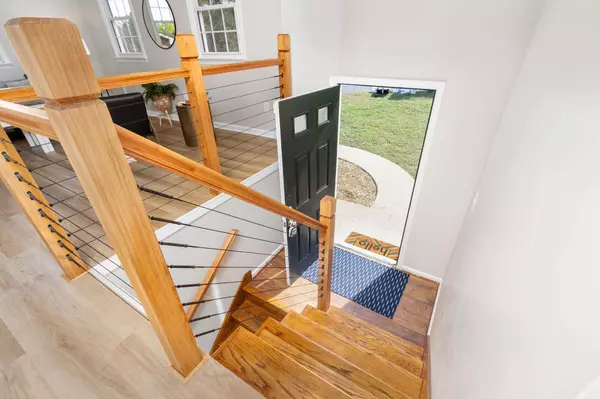 423 WOODLAND CIR, Waynesboro, VA 24401