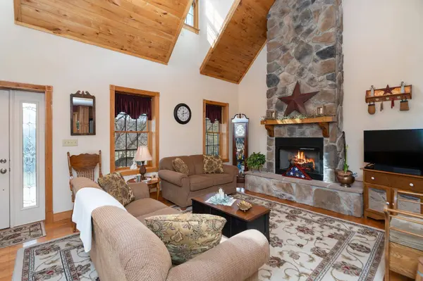 210 ANDERSON FARM RD, Rockbridge Baths, VA 24473