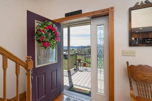 210 ANDERSON FARM RD, Rockbridge Baths, VA 24473