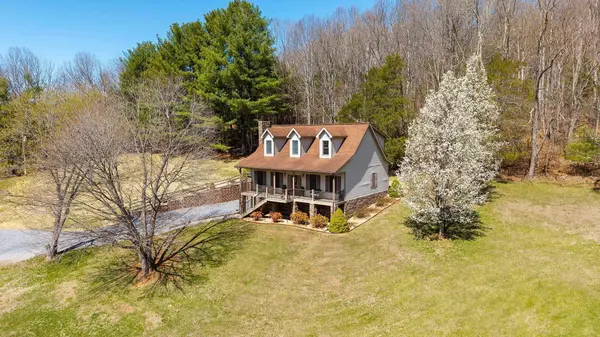 210 ANDERSON FARM RD, Rockbridge Baths, VA 24473
