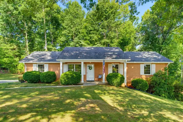 668 MILLER SCHOOL RD, Charlottesville, VA 22903