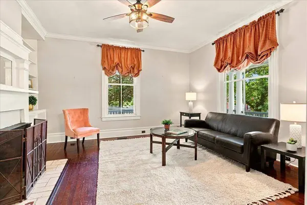 718 DONAGHE ST, Staunton, VA 24401