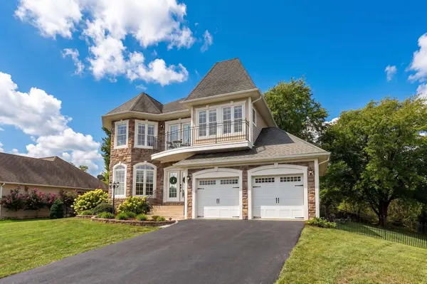 29 FOXCREST RIDGE, Staunton, VA 24401