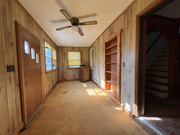 21 SUGAR LOAF RD, Staunton, VA 24401