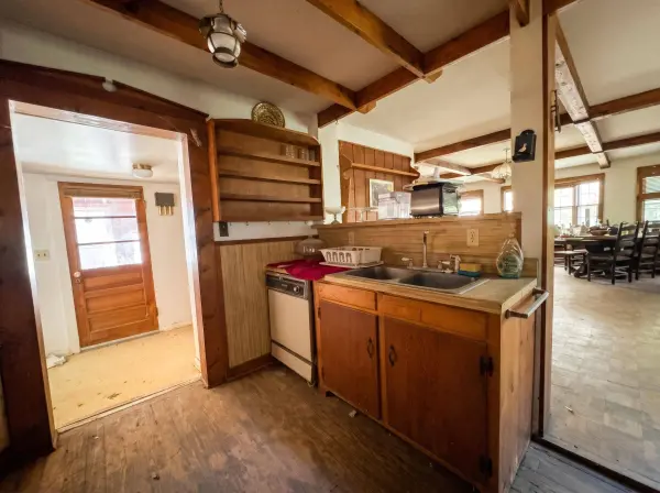21 SUGAR LOAF RD, Staunton, VA 24401