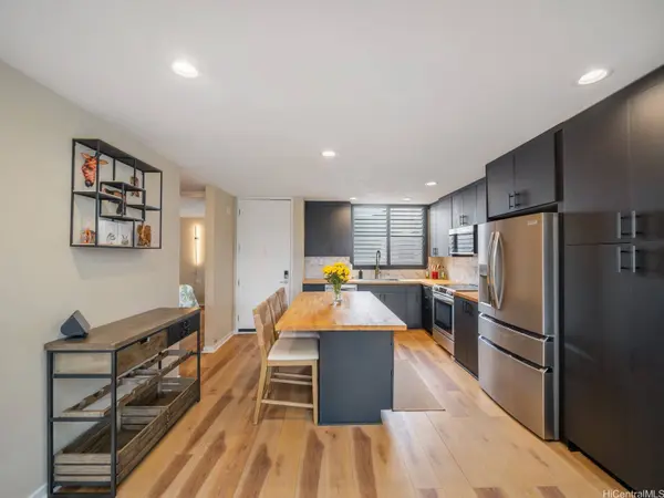 1015 Aoloa PL #411, Kailua, HI 96734