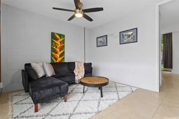 929 Ahana ST #201, Honolulu, HI 96814